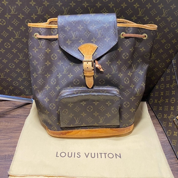 Louis Vuitton backpack GM - Picture 6 of 16